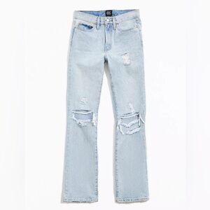 BDG Mid-Rise Bootcut Jean – Destroyed Light Wash